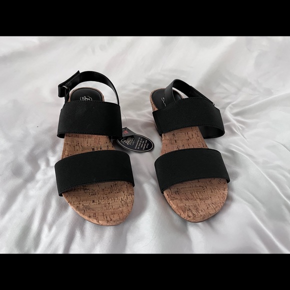 G.H. Bass size 9 wedge sandals - Picture 5 of 6